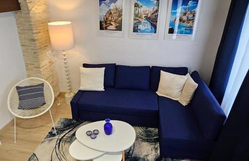 San Anton House | LovelyLoft Trafalgar