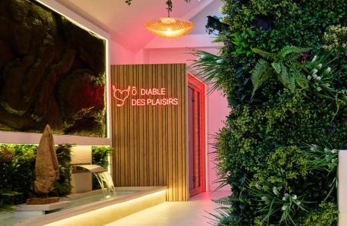 Tourcoing Apartment | Loveroom Ô Diable Des Plaisirs