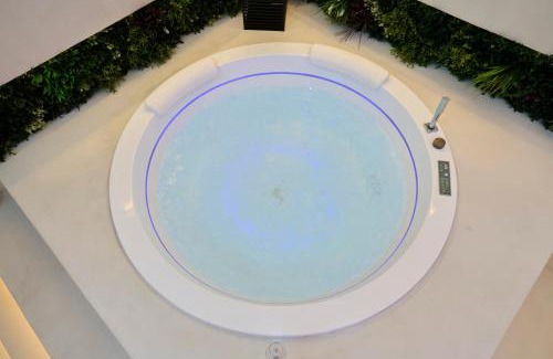 Tourcoing Apartment | Loveroom Ô Diable Des Plaisirs