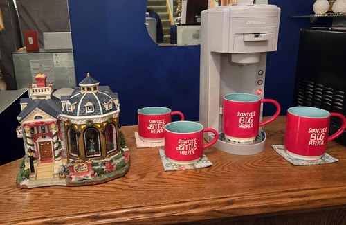 Portage Apartment | Lower Level EnSuite for 4 near Chicago Mich & Indiana Dunes