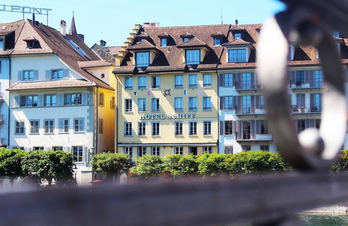 Lucerne Apartment | LU Mars IVa - Chapel Bridge HITrental Apartment