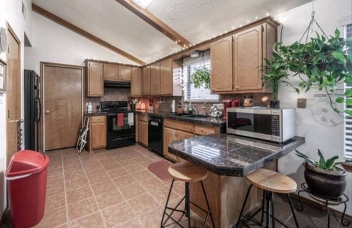 Lubbock House | Lubbock Six-o 2br/2ba Perfect Outdoor Space