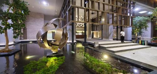 Pudu Apartment | Lucentia Lalaport BBCC, Stuning Infinity Pool