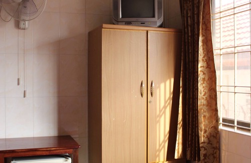 Prampir Makara Hotel | Lucky 1 Guesthouse