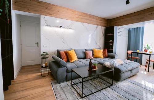 Bucharest City-Centre Apartment | Lucky 26 - Cismigiu Sunny Haven