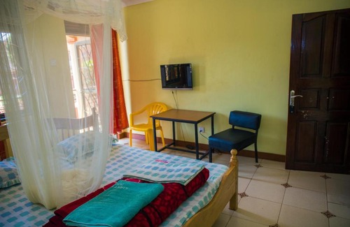 Jinja Hotel | Lucky Guest House