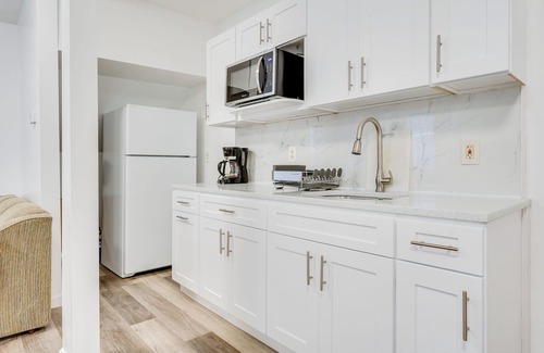 Ludlow Apartment | Ludlow Townhome: 3 Mi to Okemo Mountain!