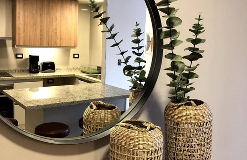 Mendoza City Center Apartment | Lujoso departamento con vistas a la montaña