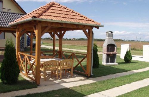 Buk House | Lukács Ház