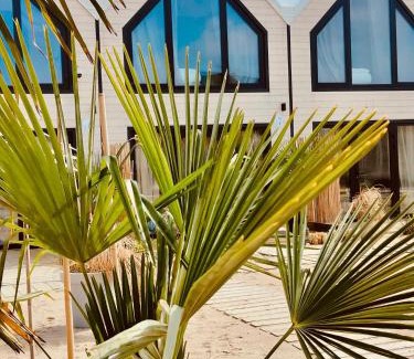 Mielno Resort | Lulu Holiday Resort domki z podgrzewanym Basenem