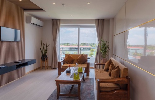 Gandaki Zone Hotel | Lumbini Green Resort