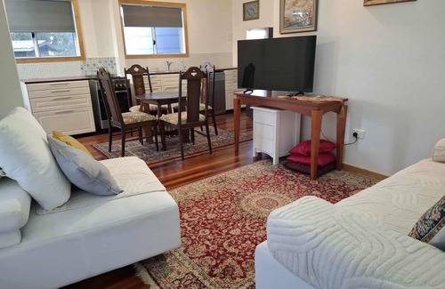 Mooloolah Valley Cottage | LUMINA GUESTHOUSE. nRestore Your Inner Light, in Nature.
