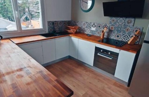 Fecamp Apartment | Lumineux Duplex "Le Précieux", à 5 min du Centre Ville, 20 min du Port & Plage!