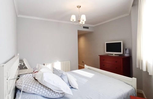 Mestalla Apartment | Luminoso y Amplio Apartamento a 10 min del Centro y de la Playa. Ideal Familias