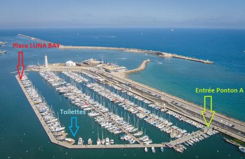 Sete Boat Rental | LUNA BAY, voilier 3 cabines 2 sdb en ville