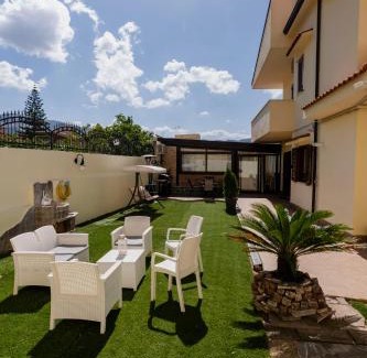 Gallico Marina House | Luna di Sale - Romantic Sea Rooms & Apartments