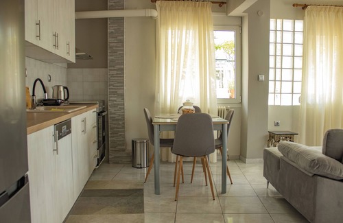 Thessaloniki Apartment | Luna Residence