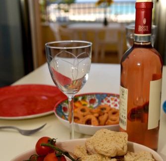 Sant'Isidoro Apartment | Lungomare Sant'Isidoro 1