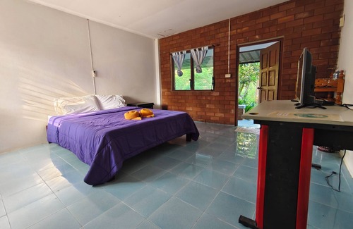 Song Phi Nong Hotel | LungYod Guesthouse