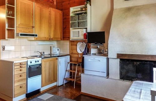 Syote House | Lupposyöte B1 by Interhome