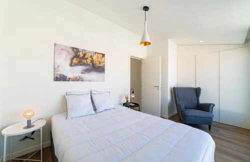 Santo Amaro Apartment | Lusíadas 53 5 D - Beautiful River View