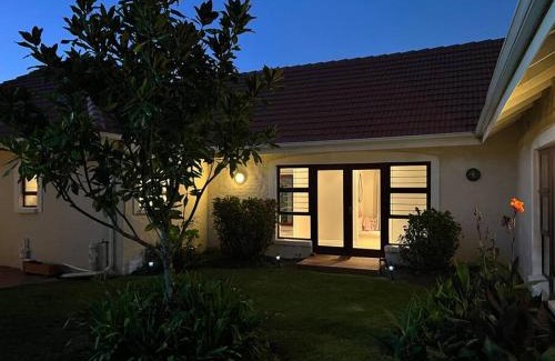 Greater Johannesburg Metropolitan Area Villa | Lush Lux Bryanston Villa