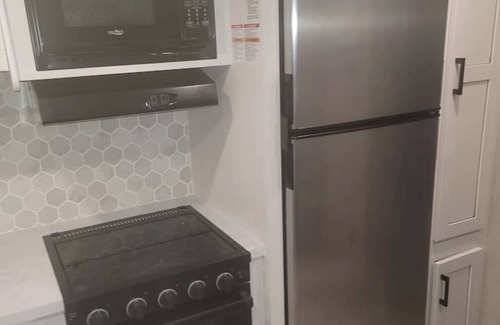 Uniondale House | LUX Rental