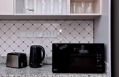 Nakuru Apartment | Lux Suites comfy Homestays Nakuru