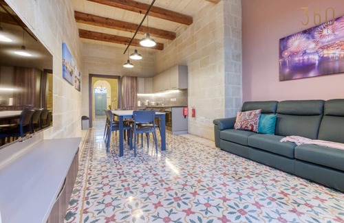 Zabbar Apartment | LUX Villa with Private Pool, BBQ & Rooftop Oasis