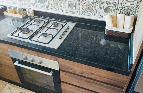 Marina Smir Apartment | Luxe Appartement in Marina Smir, Loopafstand van Kabila Beach, Wifi en Airco!