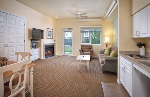 Long Beach Resort | Luxe Condo at Oceanfront Resort w/Direct Beach Access, Outdoor Pool & More