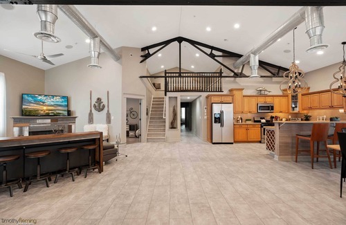 Wildwood Condo | Luxe Condo w/Game Area, Walk to Beach & Boardwalk