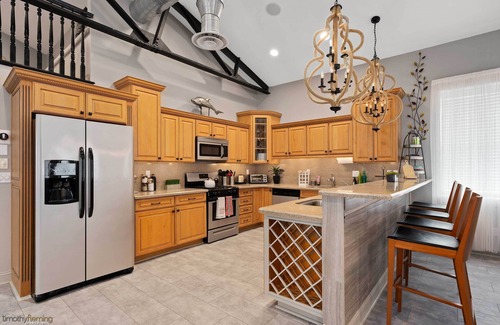 Wildwood Condo | Luxe Condo w/Game Area, Walk to Beach & Boardwalk