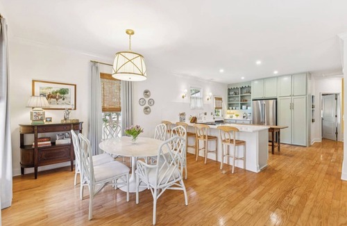 Northwest Quadrant Apartment | Luxe Designer Home Steps from Beaufort Waterfront
