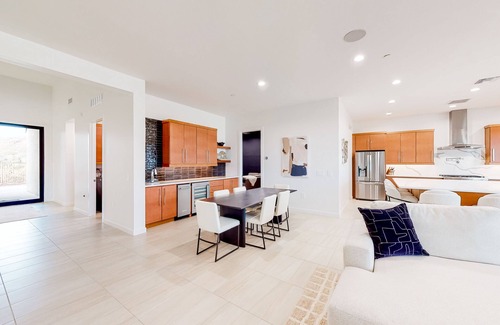 Dove Mountain House | Luxe home with private pool, hot tub & amazing views of Tucson