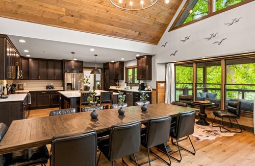 Wears Valley House | Luxe Lodge - Golf Sim, Pool, Theater, Sleeps 20