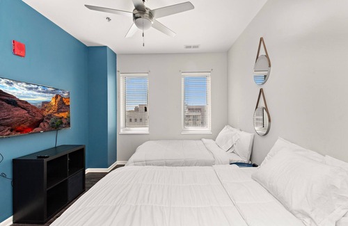 Midtown - Westport Apartment | Luxe Modern Suite - Midtown - Kansas City, MO
