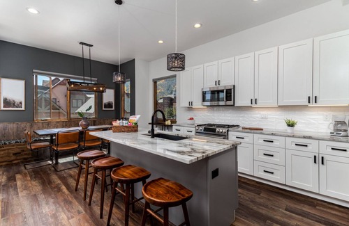 Frisco House | Luxe Mountain Townhouse Steps from Main St & Shuttle