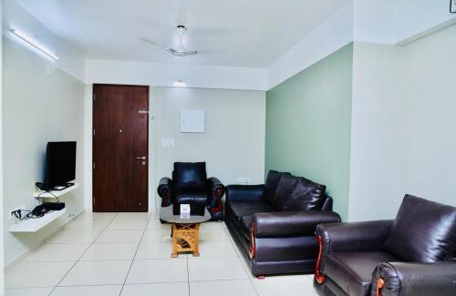 Thiruvananthapuram Apartment | Luxe Oasis Palm Opposite LULU Mall Thiruvananthapuram