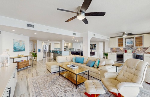 Sand Key Condo | Luxe penthouse with balcony, sweeping views, heated pool, spa, hot tub & gym