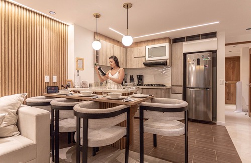 Medellin House | Luxe Retreat Private Jacuzzi, A House Best view and price of North Medellin