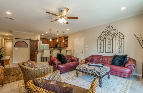 New Braunfels Condo | LUXE RIVERFRONT nCONDOnWinter Texans welcomed Mid-Term Rental available nn