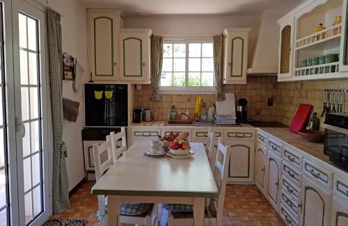 La Tour-Sur-Orb Villa | Luxe Villa in La Tour-sur-Orb