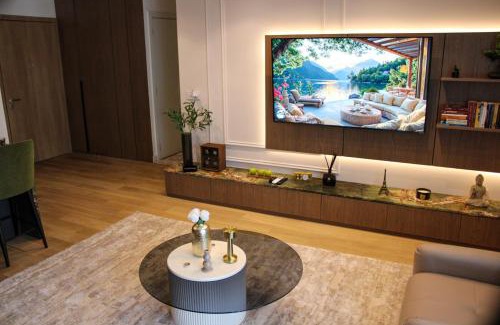 Sarajevska Apartment | Luxurious 2BR Designer Apartment Near River & Park