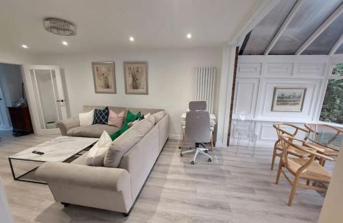 Singlewell House | Luxurious 3 Bedroom House