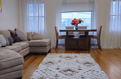 West Side House | Luxurious 3 bedroom Condo in Jersey City. 10 mins Walk to JSQ Path station