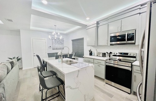 McAllen House | Luxurious 4-bedroom house in the ❤️of McAllen