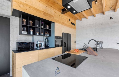 Golubici Villa | Luxurious 4-BR villa for up to 8 with pool and spa