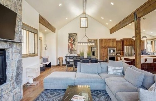 Keystone House | Luxurious 4Br Mountain Home~No Cleaning Fees~Kids ski free!