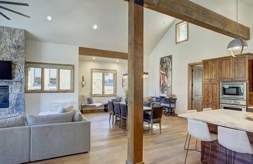 Keystone House | Luxurious 4Br Mountain Home~No Cleaning Fees~Kids ski free!